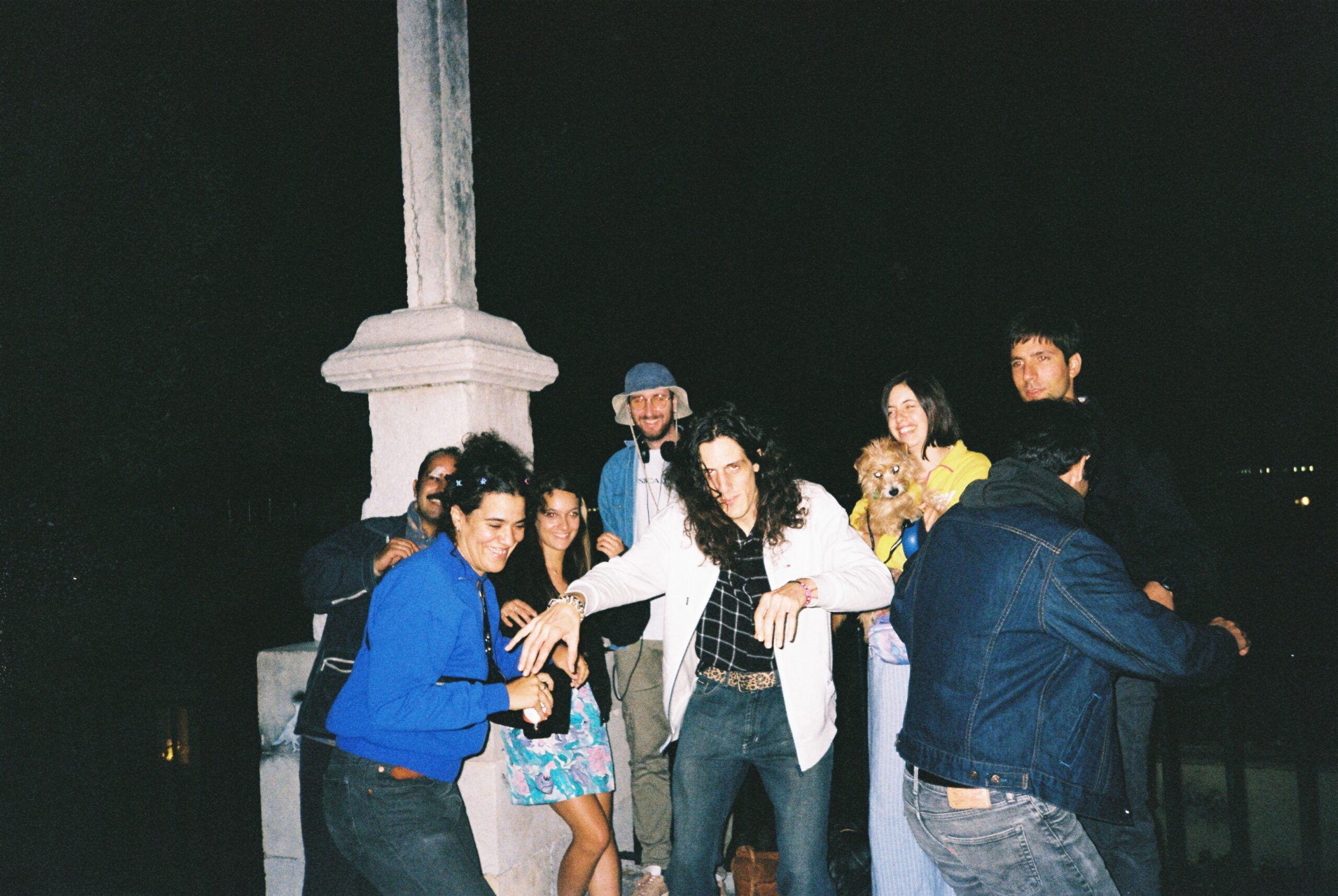 noite-fetra-e-amigos-1-cafetra-gerador