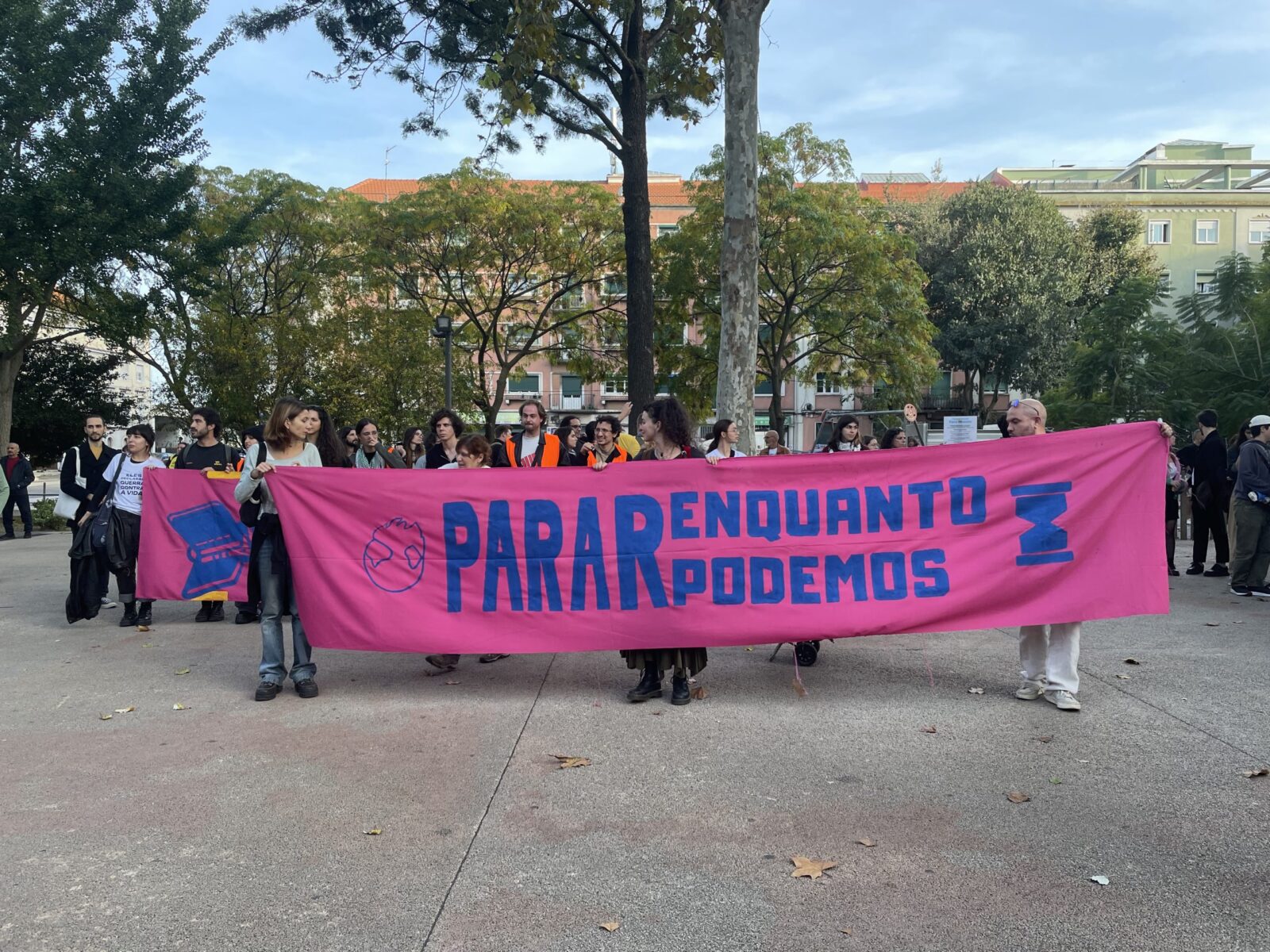 Klimaaktivismus před soudem: právní represe zpochybňuje protesty v Evropě a Portugalsku