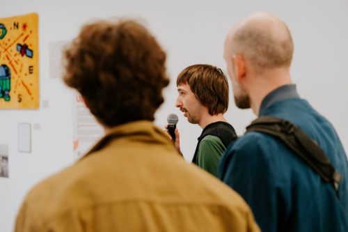 Cheri Cheri Media/Gerador